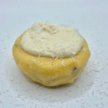 Lade das Bild in den Galerie-Viewer, Coconut Dream