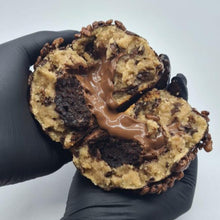 Lade das Bild in den Galerie-Viewer, Choco Junk