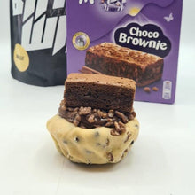 Lade das Bild in den Galerie-Viewer, Choco Junk